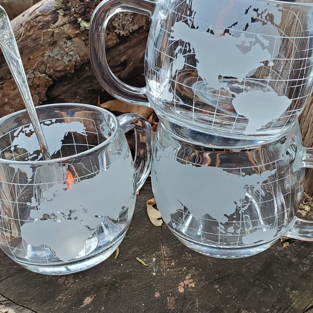 Set of vintage glass coffee mugs